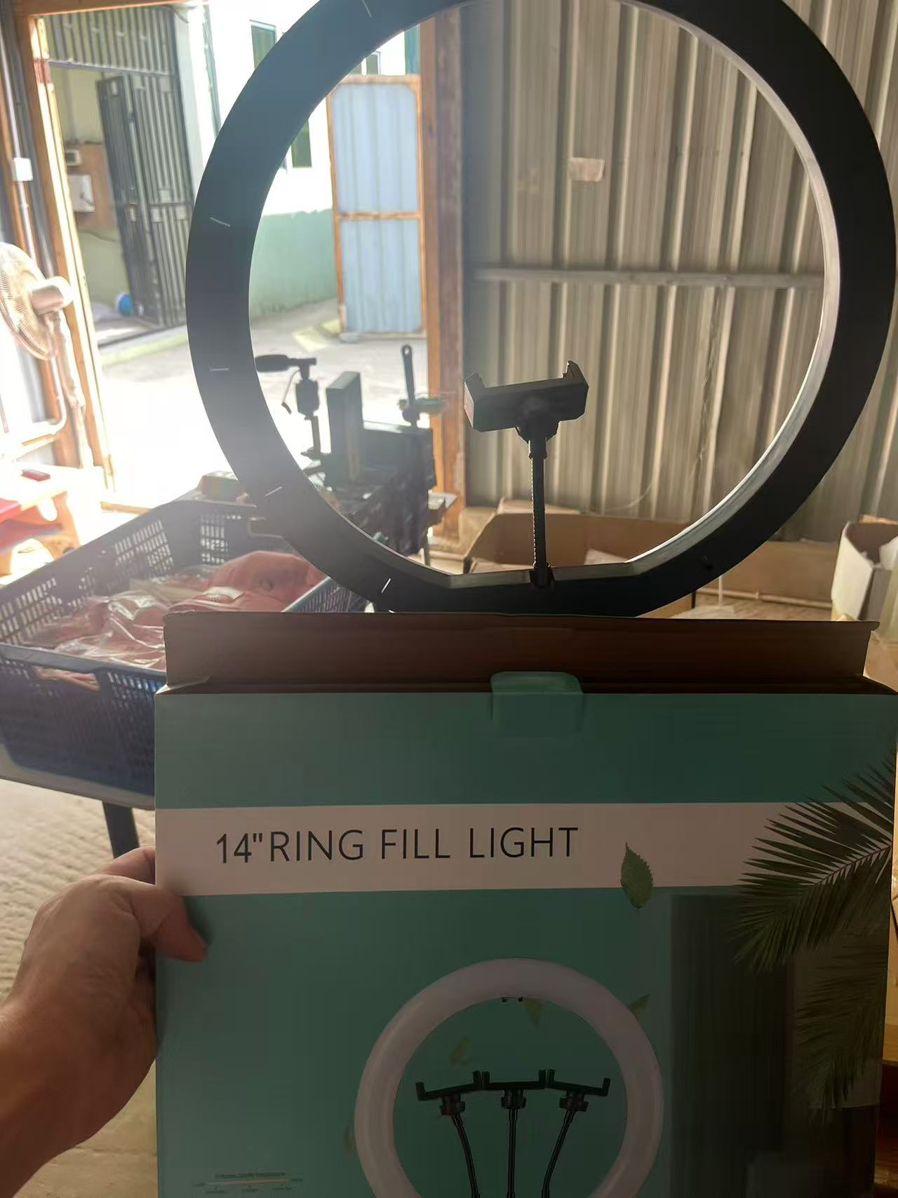 ringlight 14 inches