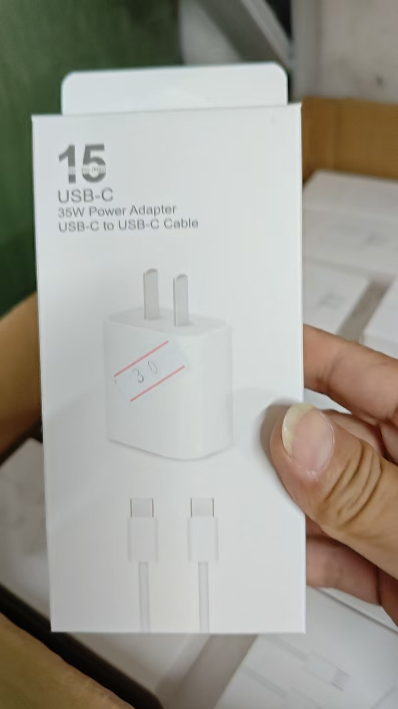 35W USB-C PD Fast Charger Combo (USB-C to USB-C Cable)