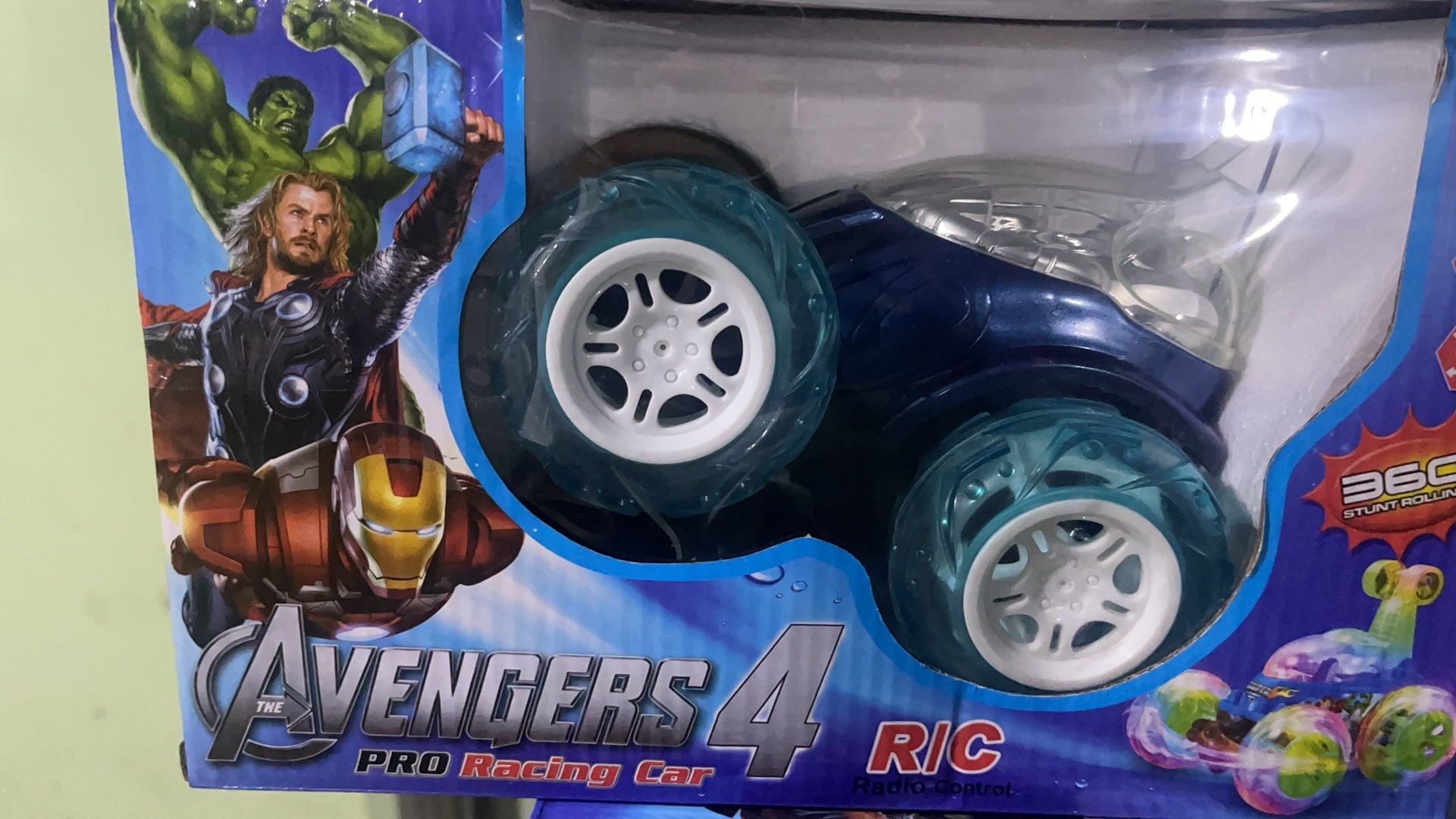 avengers4 racing car