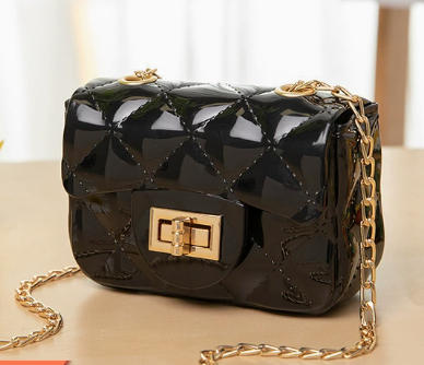 Quilted Chain Shoulder Bag