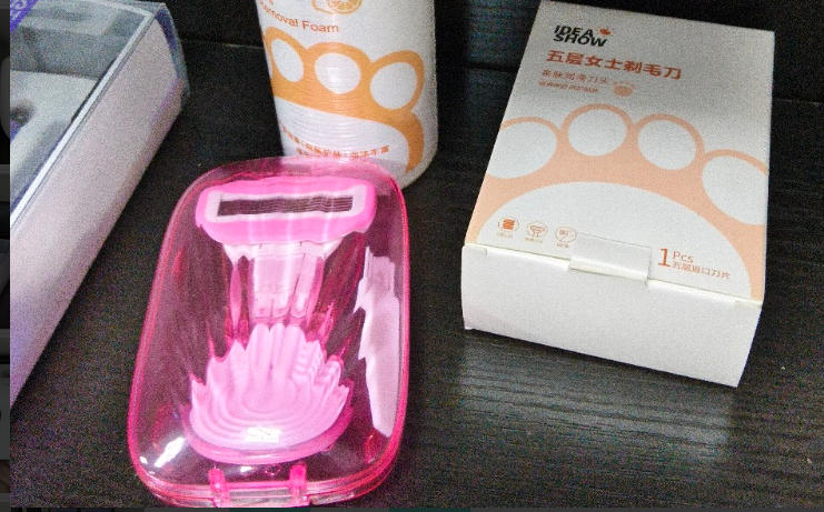 5-Layer Women's Razor & Shaving Foam